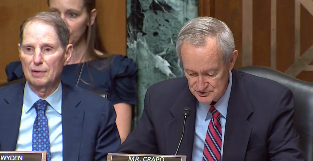 Senate committee passes Taxpayer Assistance and Service Act